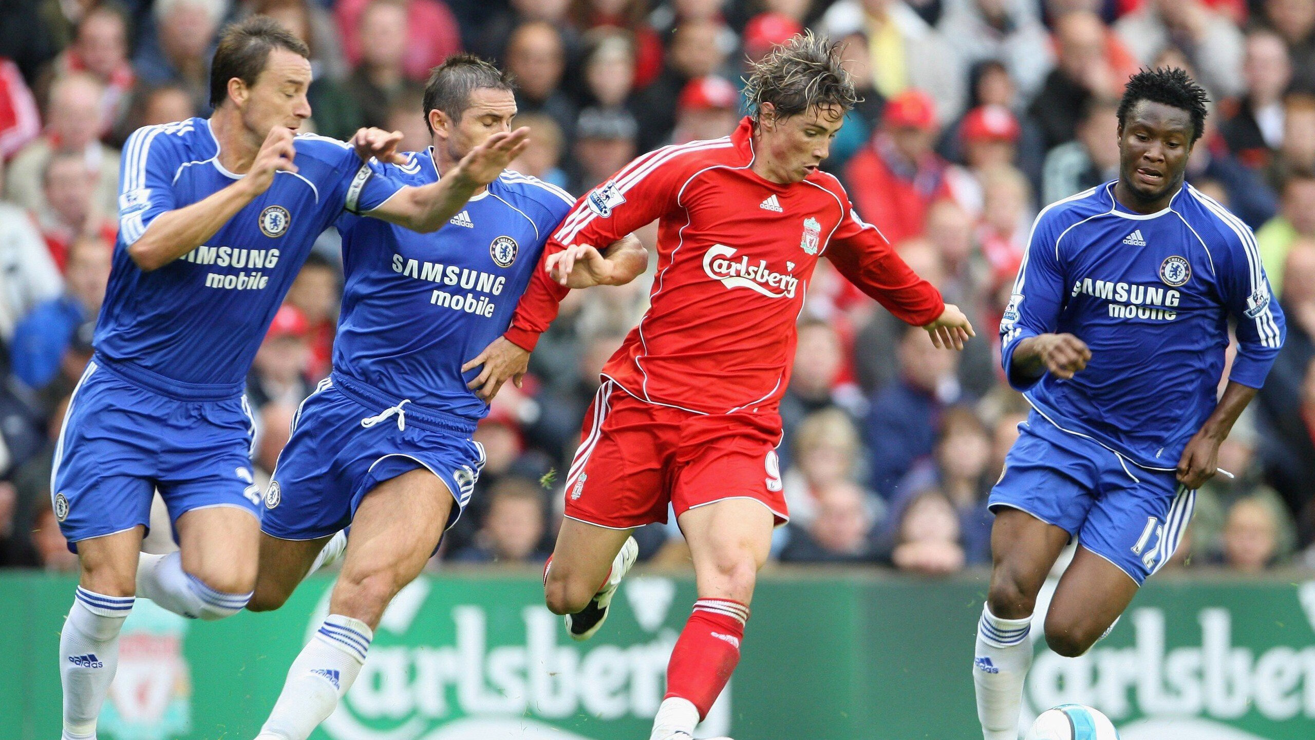 “科技革新：人工智能助力赛场变革”，人工智能高科技